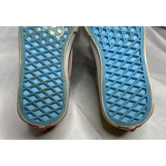 Vans X Spongebob Kids Sneakers Sk8-Hi Reissue Rare Sneakers Shoes Size 2.5 Kids - Picture 8 of 9